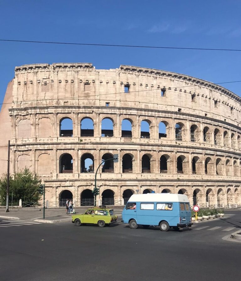 Epizoda 1 Den 8, 9 a 10: Cesta do Říma, Trabant u Colossea a Rossiho pivo
